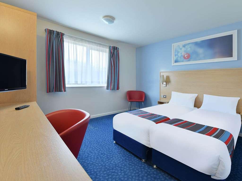 Travelodge Aberdeen Airport Δωμάτιο φωτογραφία